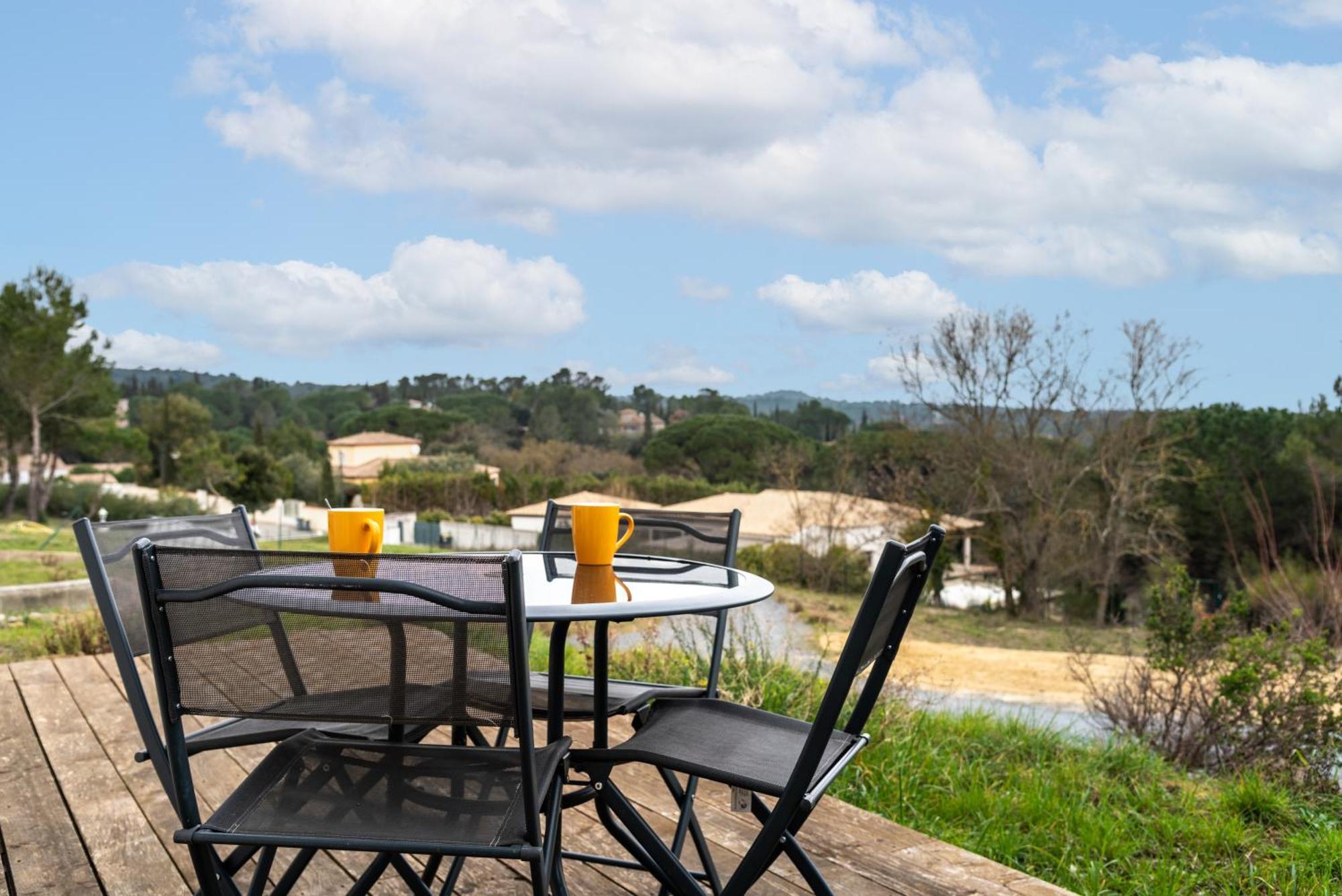 Le Soleil Du - Parking Privatif - Terrasse - Netflix - Clim * Carcassonne